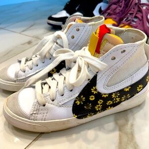 Nike Blazer Mid 77Jumbo Sunflower Pre-loved